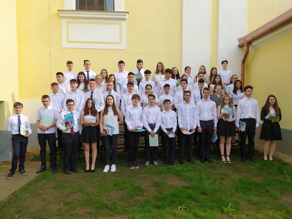 Konfirmációi Istentisztelet 12